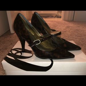 Women’s high heels